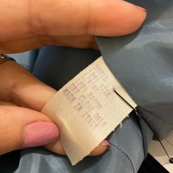 Carolina Herrera silk jacket size 10 - Picture 7 of 7